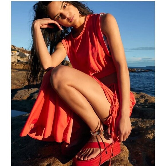FREE PEOPLE Heaven Thong Platform Leather Slip-on Sandals in Flame Size 36 NIB - Picture 1 of 11